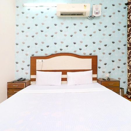Hotel Vivek Plaza Shāhpur Exterior foto