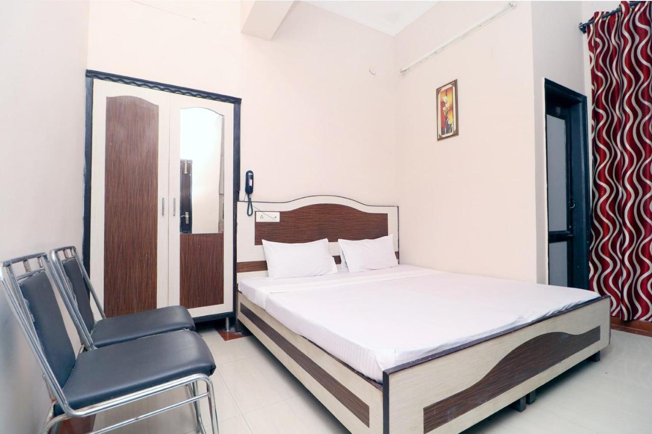 Hotel Vivek Plaza Shāhpur Exterior foto